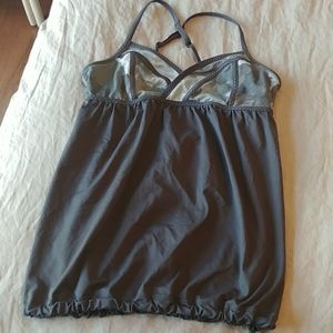 Lululemon sports top grey fit size small